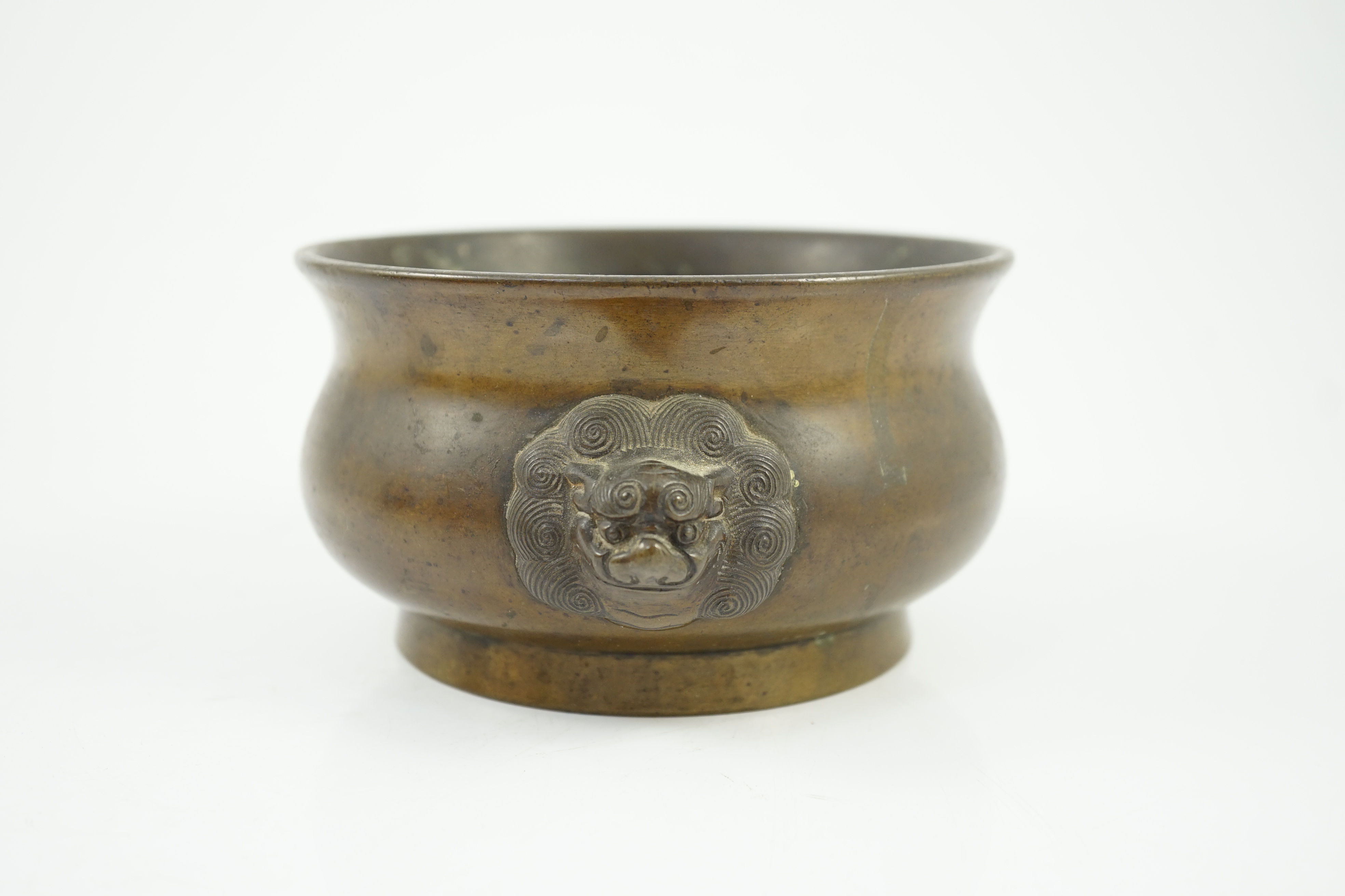 A Chinese bronze censer, gui, 18th century